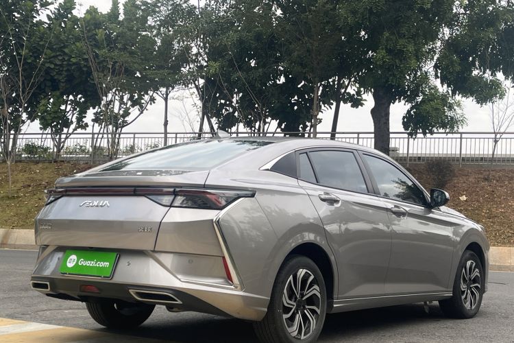 Used Dongfeng Aeolus Yixuan 2021 230T Automatic Glory Edition