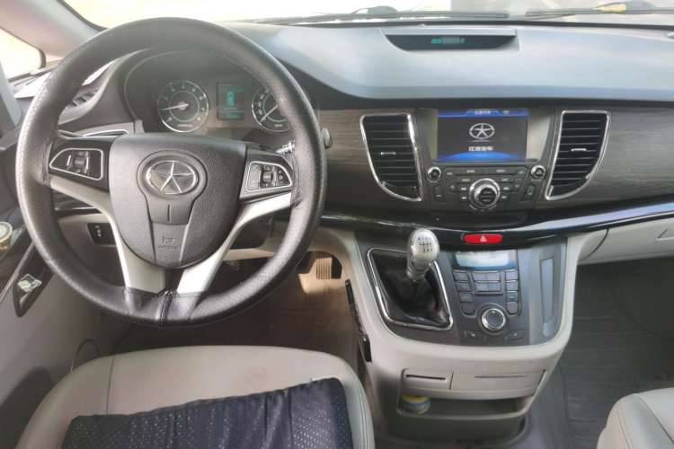 Used JAC Refine M5 2013 2.0T Gasoline Manual Business Edition