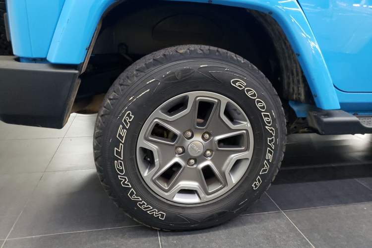 Used Jeep Wrangler 2017 3.0L Sahara Four-Door Comfort Edition