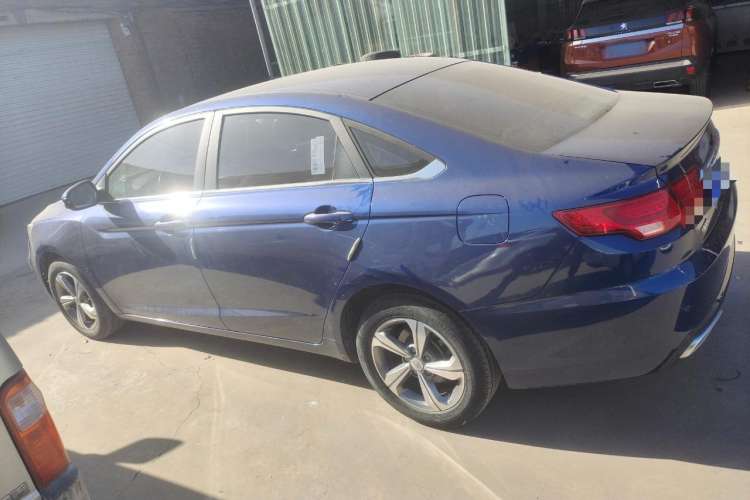 Used Geely Auto Emgrand GL 2018 1.8L Manual Elite Smart Connectivity Version
