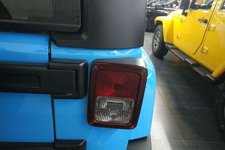 Used Jeep Wrangler 2017 3.0L Sahara Four-Door Comfort Edition