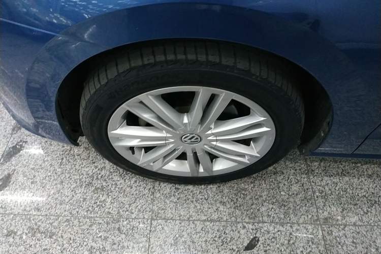 Used Volkswagen Golf Sportsvan 2016 230TSI Automatic Luxury Version