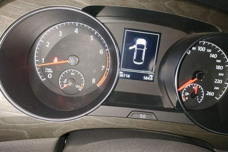 Used Volkswagen Golf Sportsvan 2016 230TSI Automatic Luxury Version