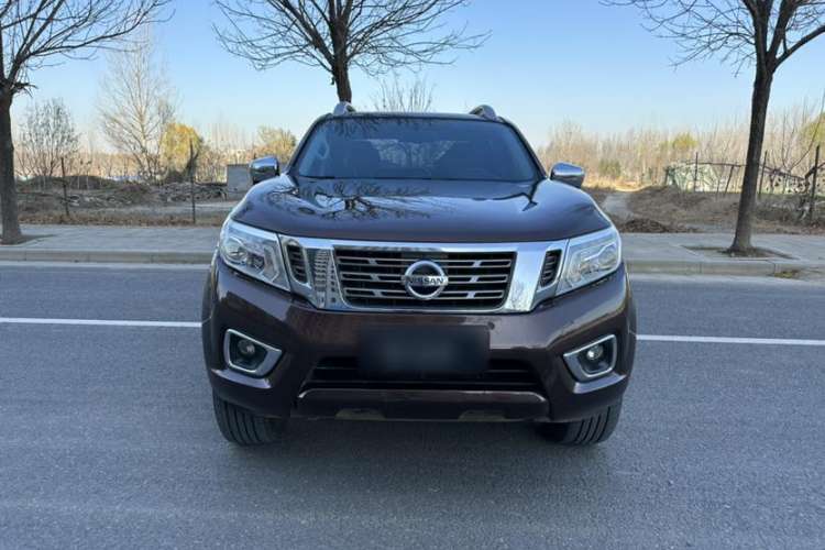 Used Nissan Navara 2021 2.5L Automatic 4x4 Premium Version QR25