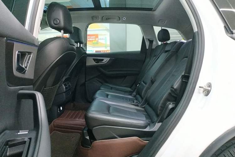 Used Audi Q7 New Energy 2019 55 e-tron
