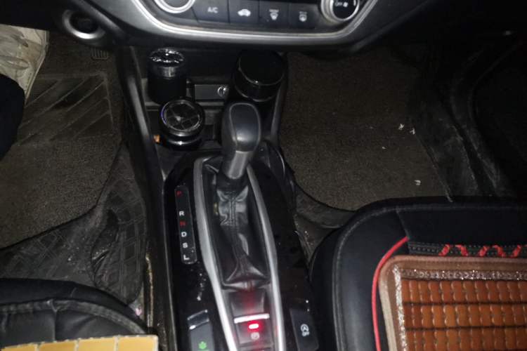 Used Honda Envix 2019 180TURBO CVT Enjoyment Version China VI
