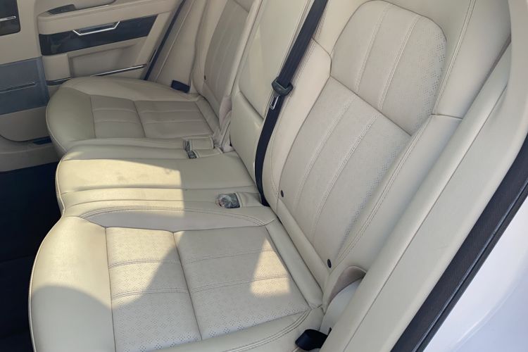 Used Zotye T700 2017 1.8T Dual-Clutch Luxury Model
