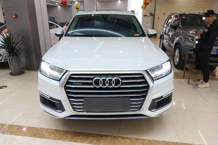 Used Audi Q7 New Energy 2019 55 e-tron
