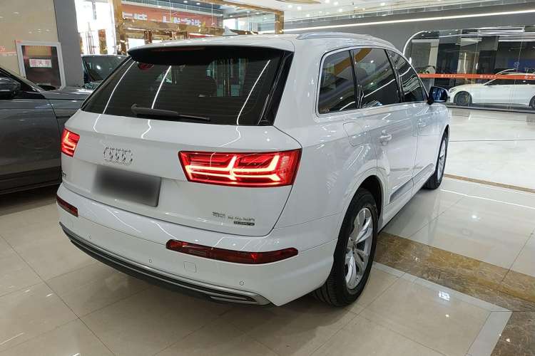 Used Audi Q7 New Energy 2019 55 e-tron
