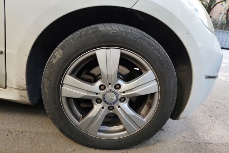 Used Mercedes-Benz A-Class 2011 A 160 Right Front Wheel Hub