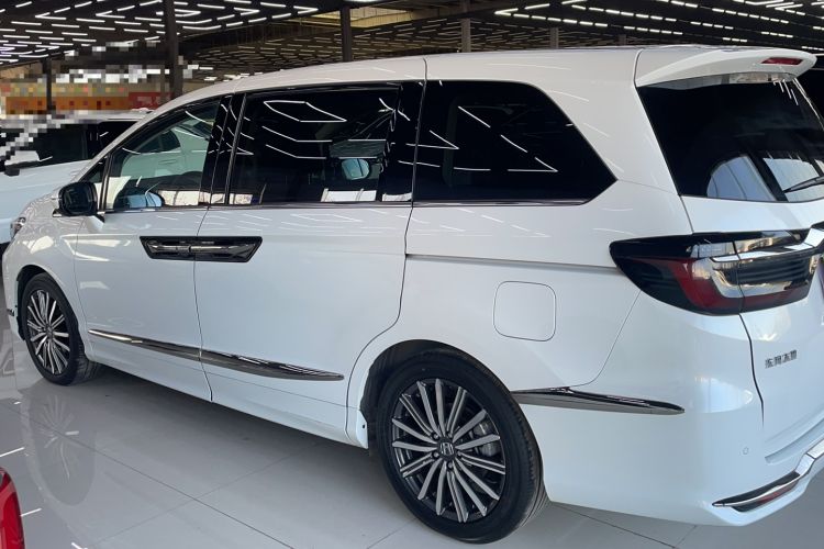 Used Honda Elysion 2022 2.0L eHEV Luxury First Edition