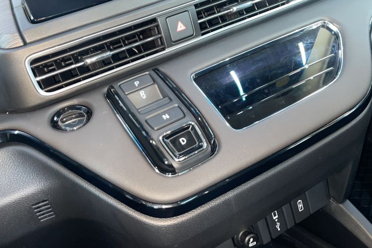 Used Honda Elysion 2022 2.0L eHEV Luxury First Edition