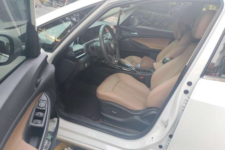 Used Buick GL6 2021 323T Mild Hybrid Connect Luxury Model