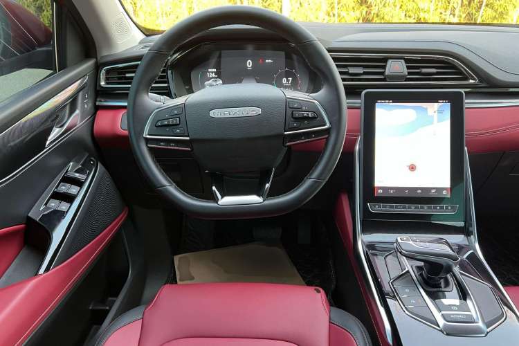 Used SAIC MAXUS D60 2022 1.5T Automatic Smart Edition 6 Seats
