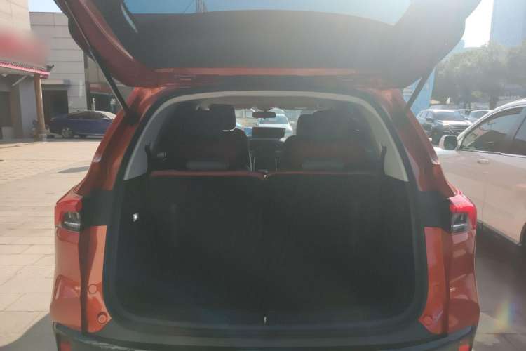 Used SAIC MAXUS D60 2022 1.5T Automatic Smart Edition 6 Seats
