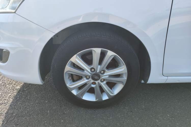 Used Chery E3 2015 1.5L Manual Fashion Model