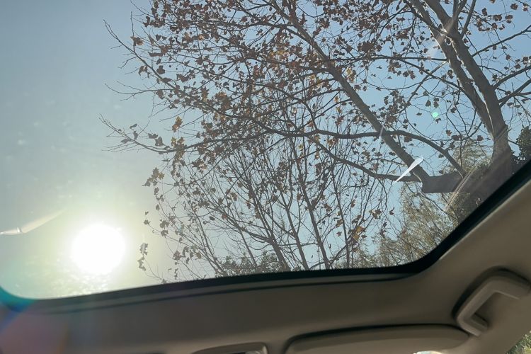 Used Volvo V40 2015 1.6T Zhiyi Edition