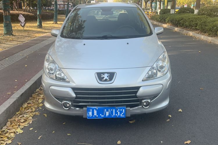 Used Peugeot 307 2012 Hatchback 1.6L Manual Comfort Edition
