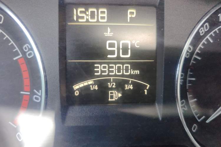 Used Skoda Rapid Spaceback 2016 Revised 1.6L Automatic Smart Drive Version