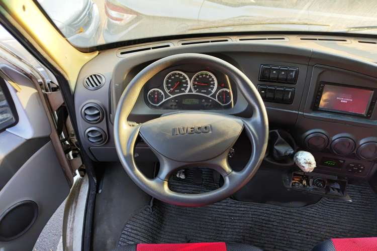 Used Iveco Power Daily 2012 2.5T-A32 Base Version
