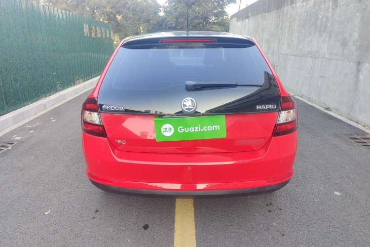 Used Skoda Rapid Spaceback 2016 Revised 1.6L Automatic Smart Drive Version