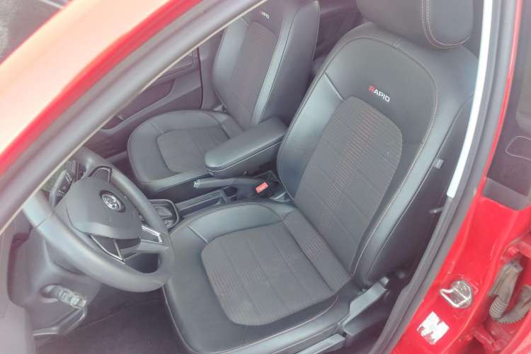 Used Skoda Rapid Spaceback 2016 Revised 1.6L Automatic Smart Drive Version