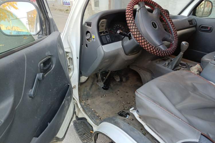 Used Jinbei Hiace 2018 2.0L Fifth-Generation Kuaiyun Standard Version Standard Roof 6 Seats V19S