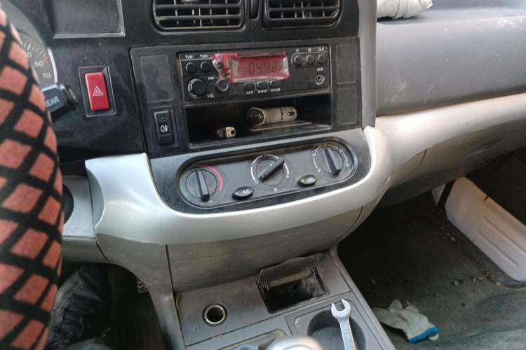 Used Jinbei Hiace 2018 2.0L Fifth-Generation Kuaiyun Standard Version Standard Roof 6 Seats V19S