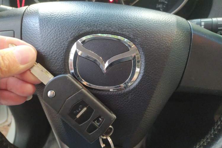 Used Mazda Mazda 5 2011 2.0L Automatic Luxury Edition
