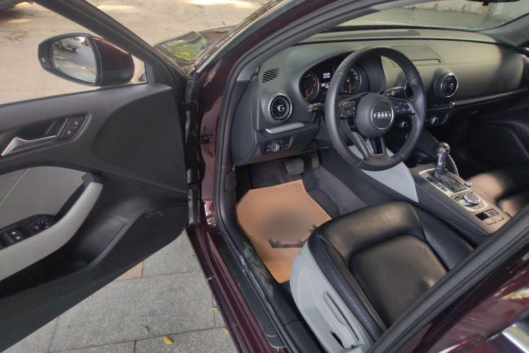 Used Audi A3 2018 30th Anniversary Edition Sportback 35 TFSI Ambition Model
