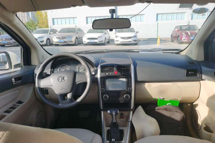 Used BAIC Senova D20 2015 Hatchback 1.5L Automatic Lotte Edition
