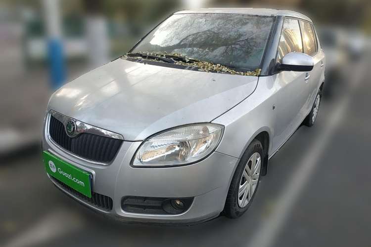 Used Skoda Fabia 2011 1.4L Automatic Crystal Edition