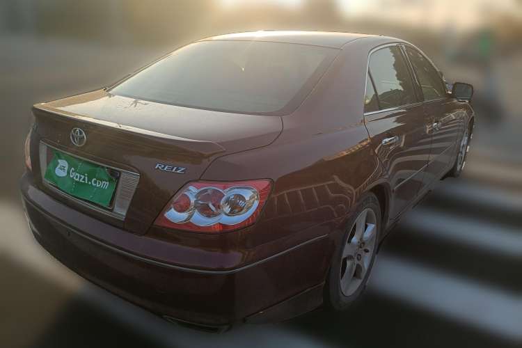 Used Toyota Reiz 2008 2.5S Special Commemorative Edition Rear Right 45 Deg