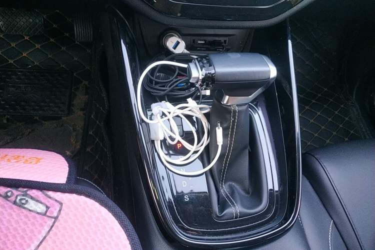 Used Baojun 530 2021 Global Car Anniversary Edition 1.5T CVT Prestige Connected Model 7 Seats
