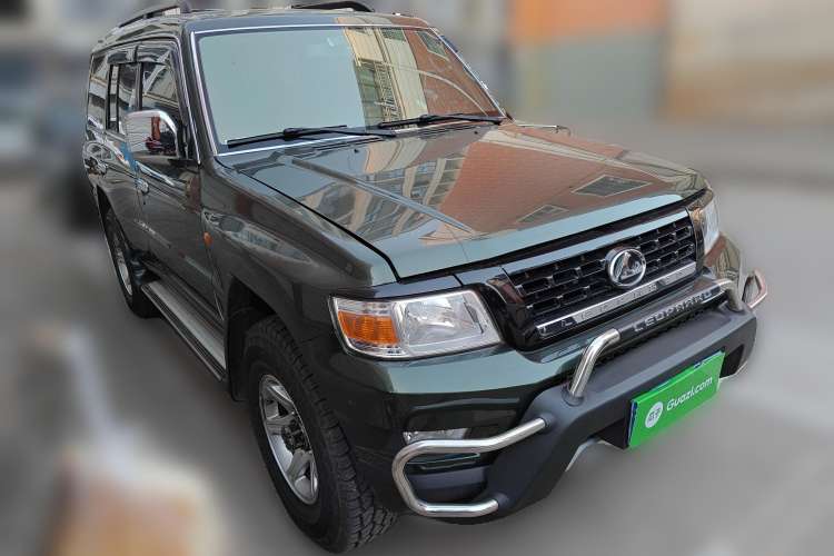 Used Leopaard Q6 2015 2.4L Manual 4x4 Excellence Edition
