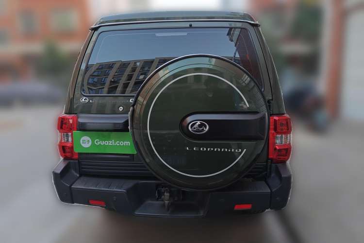 Used Leopaard Q6 2015 2.4L Manual 4x4 Excellence Edition
