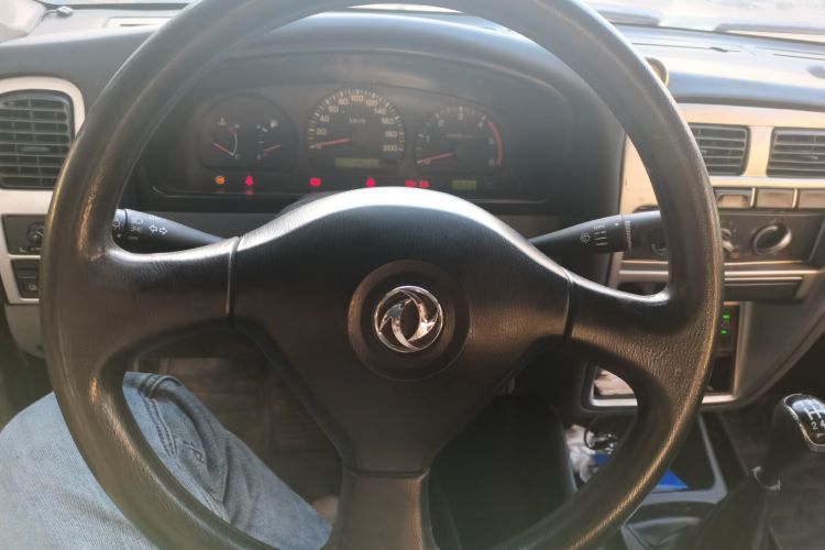 Used Dongfeng Ruichi 2013 2.2T Diesel Two-Wheel Drive Standard Version ZD22TE
