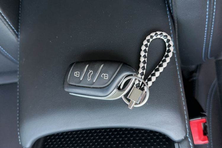 Used Rising ER6 2020 620 km Smart Edition