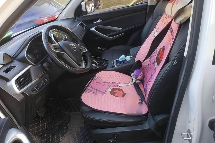 Used Baojun 530 2021 Global Car Anniversary Edition 1.5T CVT Prestige Connected Model 7 Seats
