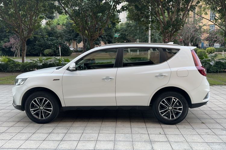 Used Geely Auto Vision X6 2019 1.4T CVT 4G Connected Flagship Version China VI Standard