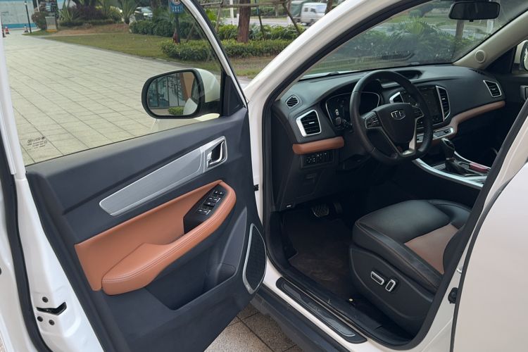 Used Geely Auto Vision X6 2019 1.4T CVT 4G Connected Flagship Version China VI Standard