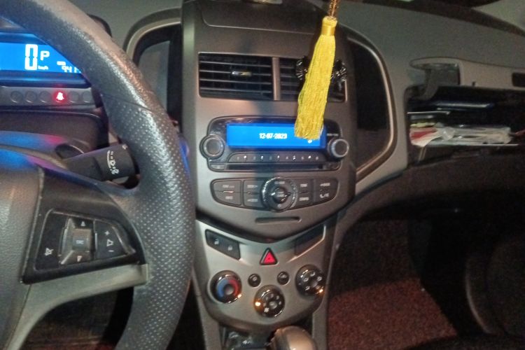 Used Chevrolet Aveo Sonic 2011 Sedan 1.4L Automatic SE