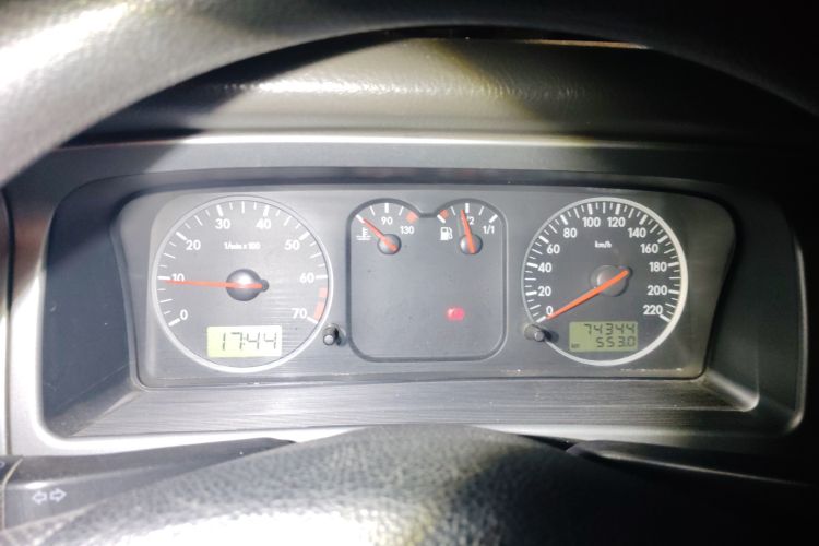 Used Volkswagen Santana Vista 2008 1.8L Manual Comfort Edition Instrument Cluster