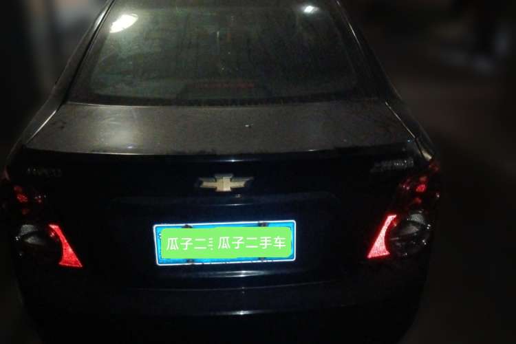 Used Chevrolet Aveo Sonic 2011 Sedan 1.4L Automatic SE