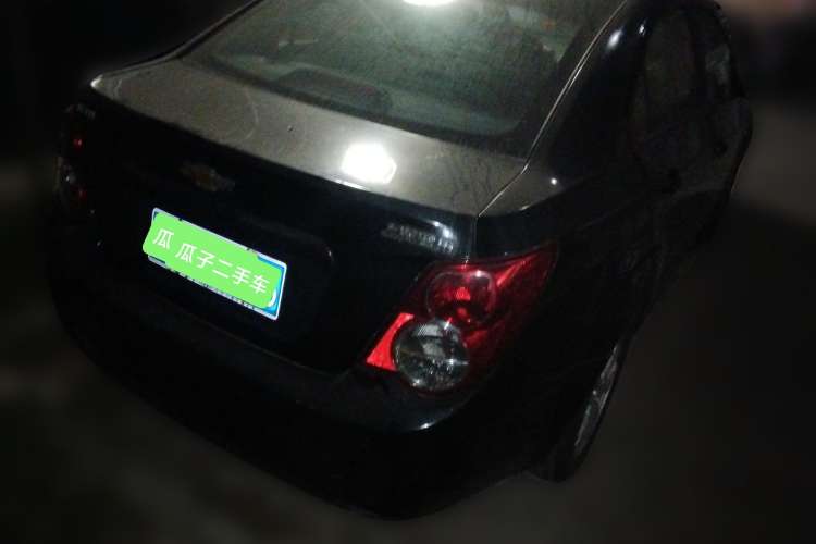 Used Chevrolet Aveo Sonic 2011 Sedan 1.4L Automatic SE