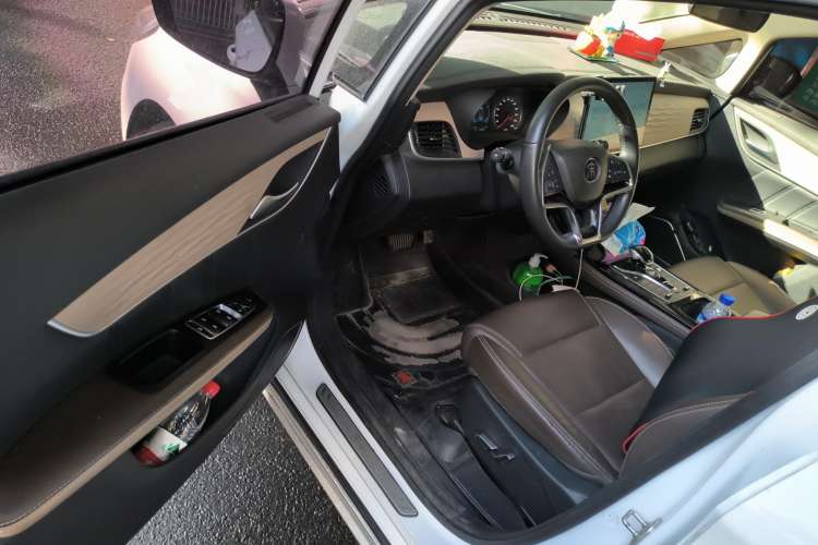 Used BYD Song MAX New Energy 2022 DM-i 105KM Flagship Model Driver Seat