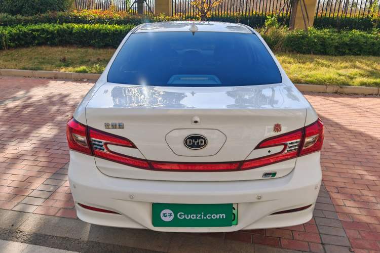 Used BYD Qin New Energy 2015 1.5T Dual-Crown Flagship Plus Edition