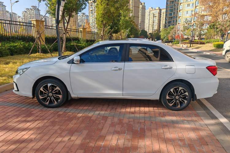 Used BYD Qin New Energy 2015 1.5T Dual-Crown Flagship Plus Edition