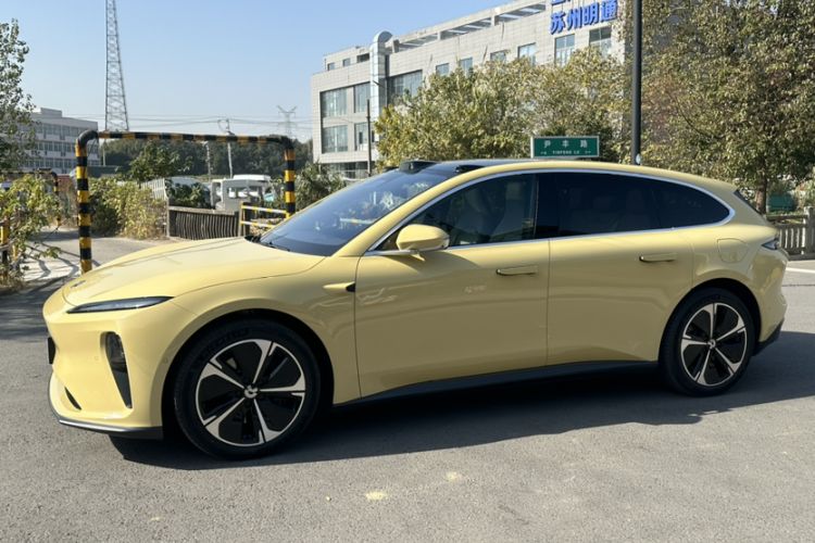 Used Nio ET5T 2023 75 kWh Touring