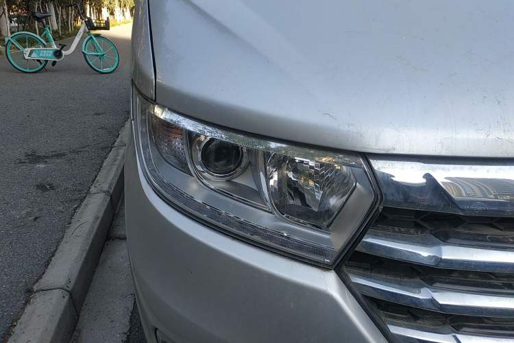 Used JAC Refine M3 2022 PLUS IKEA Edition 1.8L Comfort Version